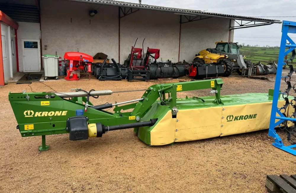 Équipement agricole à Oyé